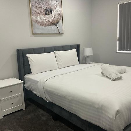 Family Holiday Home Papakura - 175 Όκλαντ Εξωτερικό φωτογραφία